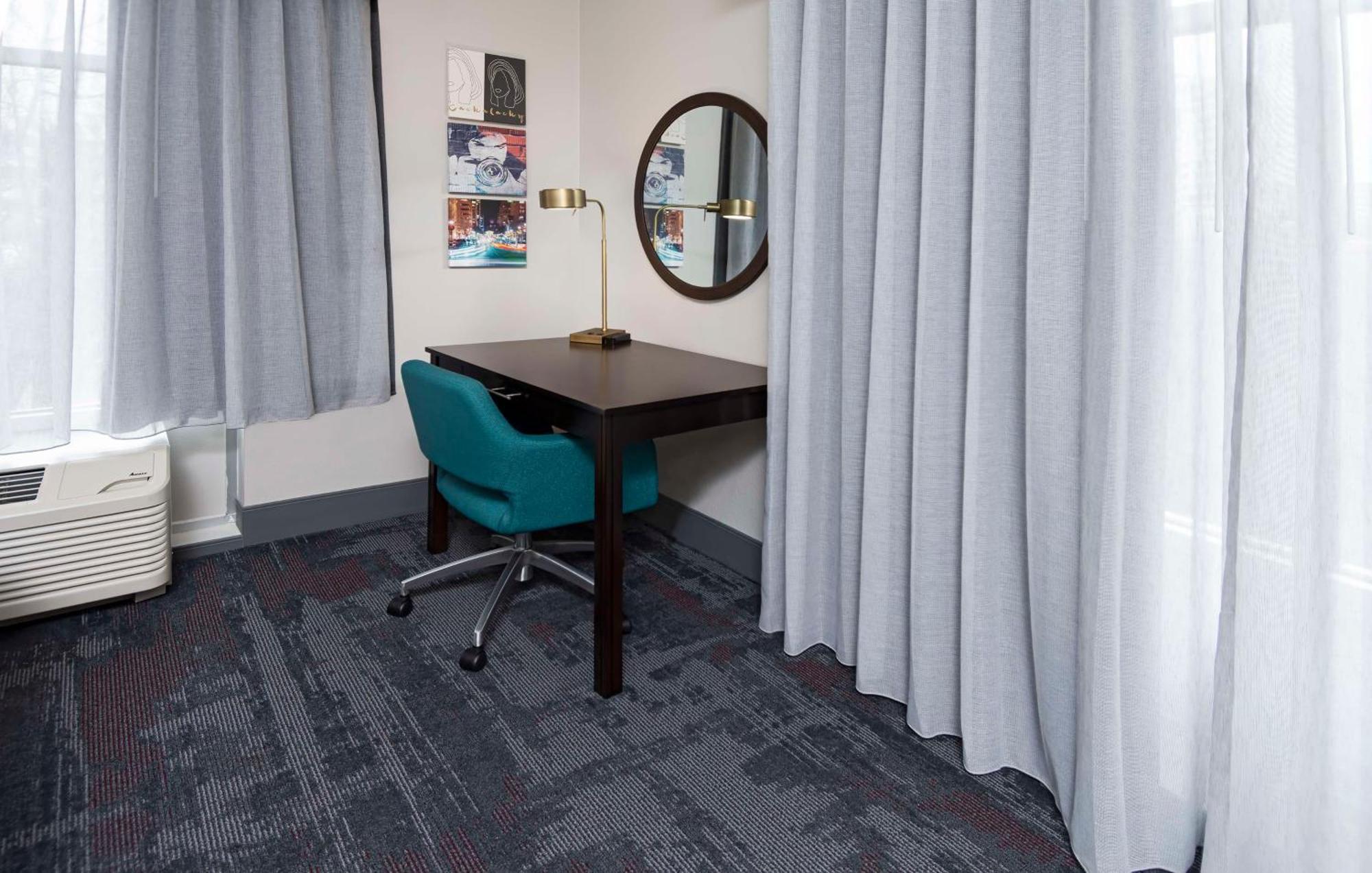 Hampton Inn & Suites - Raleigh Downtown Dış mekan fotoğraf
