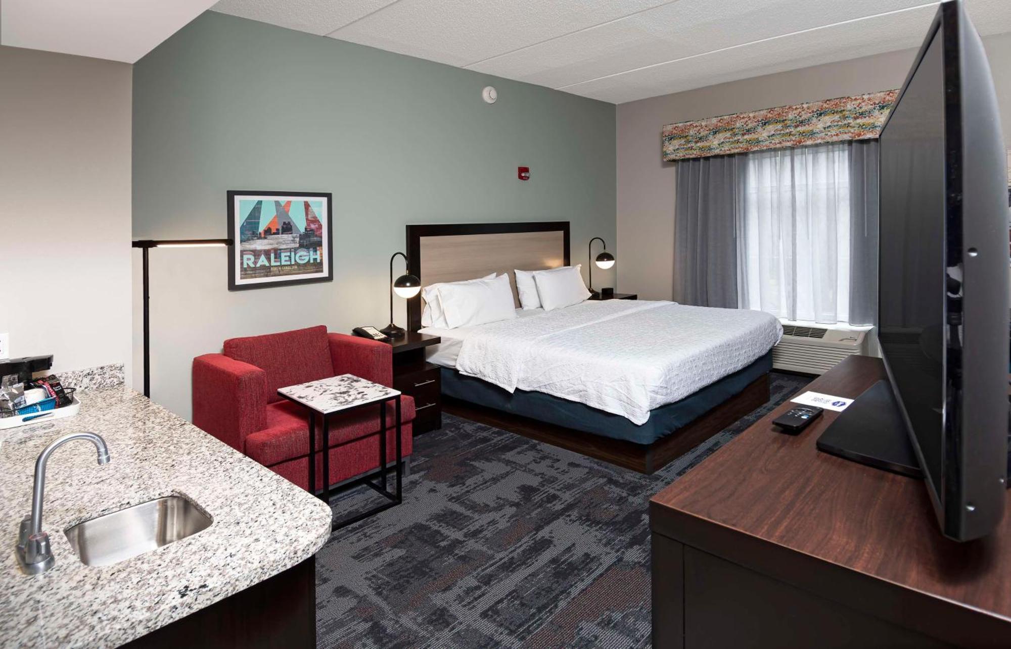 Hampton Inn & Suites - Raleigh Downtown Dış mekan fotoğraf