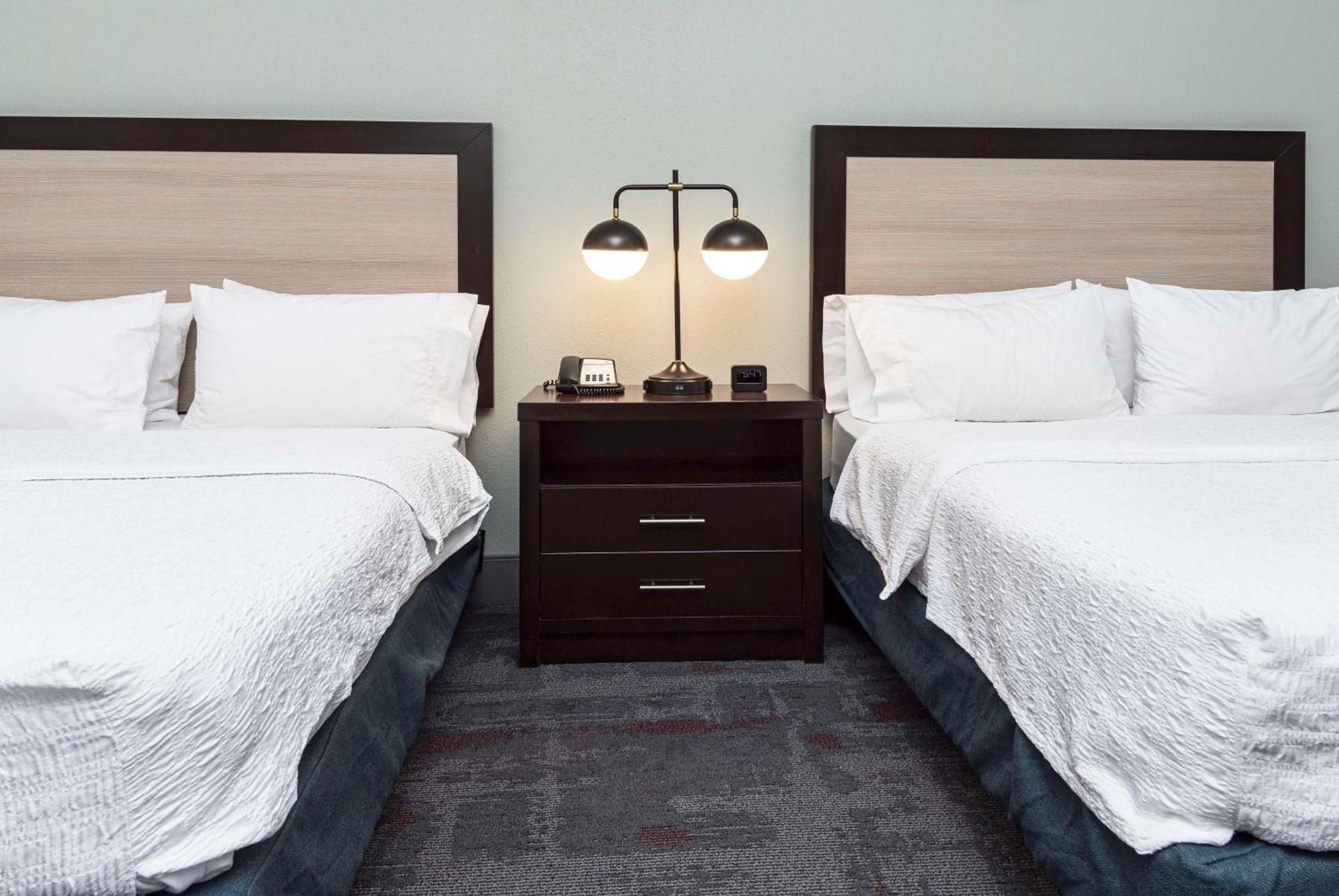 Hampton Inn & Suites - Raleigh Downtown Dış mekan fotoğraf